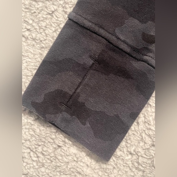 Lululemon Scuba Hoodie *Light Cotton Fleece Heritage 365 Camo Deep Coal Multi 10 - Picture 4 of 6